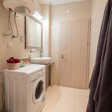 Golden Sands Luxury Beachside Self-Catering Apartment With Pool Access Aranyhomok