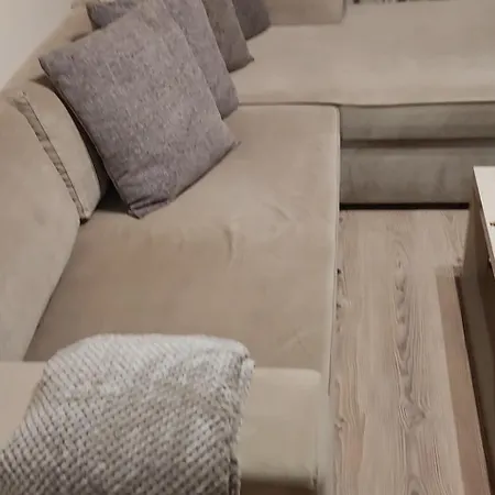 Calm & Fully Equipped Argisht Partez Warna